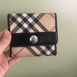 Women’s Burberry Wallet